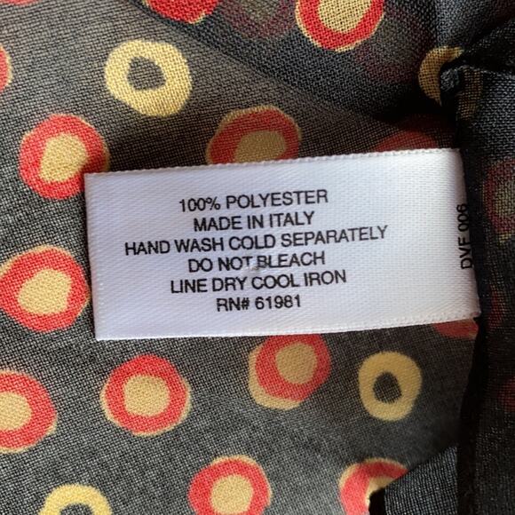 Diane Von Furstenberg Red~Gold~Black Square Scarf Immaculate - Picture 5 of 5